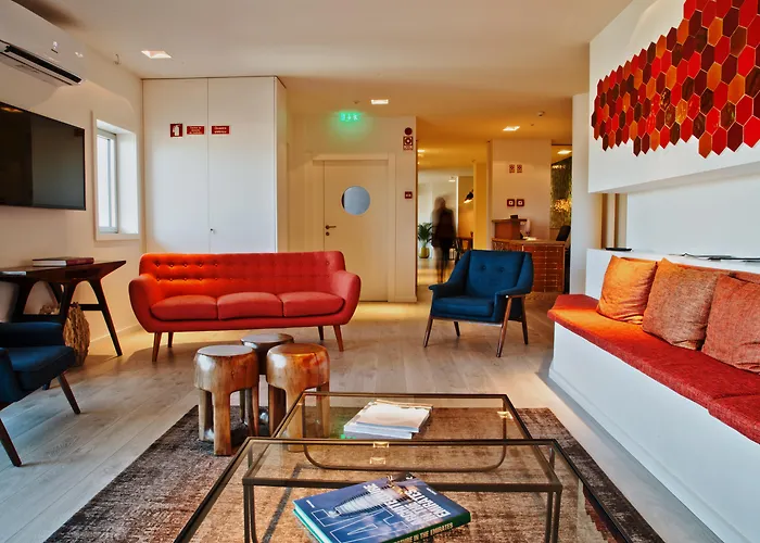 Hotel Spot Family Suites OOporto